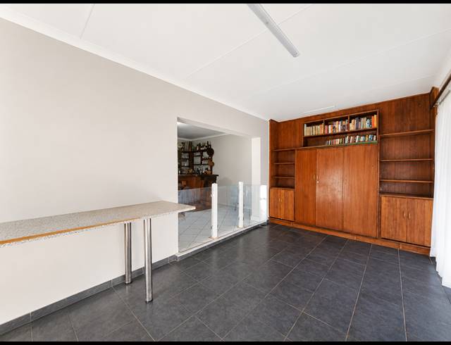 3 BEDROOM HOUSE FOR SALE IN FALCON RIDGE
